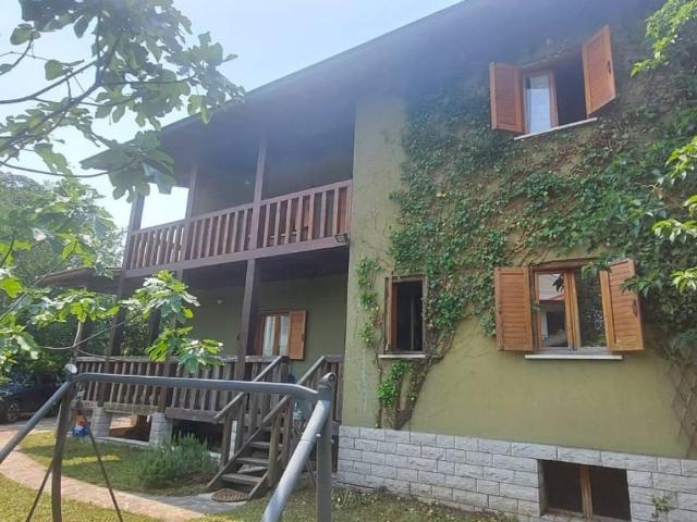 Villa Indipendente in vendita a Montereale Valcellina, Friuli-Venezia Giulia