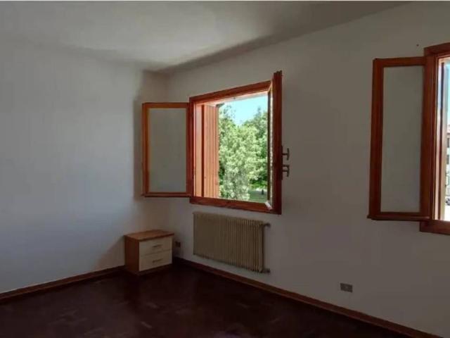 Villa Indipendente in vendita a Montereale Valcellina, Friuli-Venezia Giulia