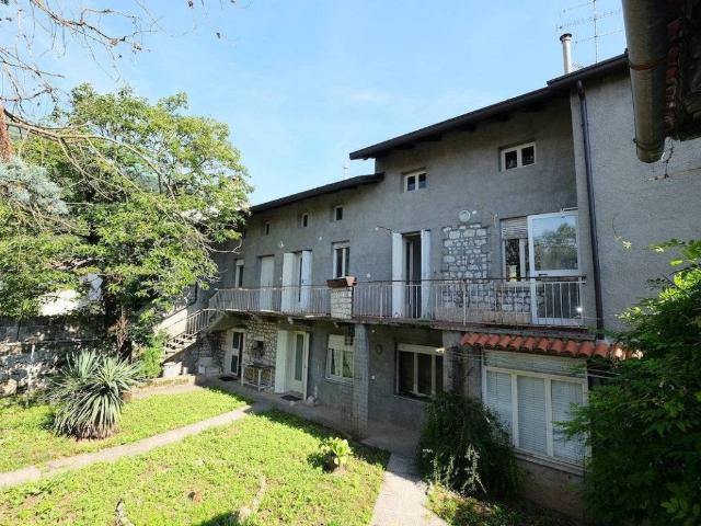 Villa Indipendente in vendita a Montereale Valcellina, Friuli-Venezia Giulia
