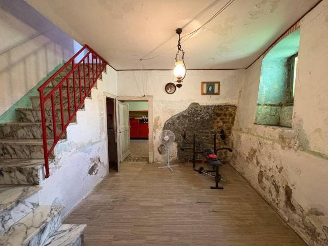 Villa Indipendente in vendita a Monteroduni, Molise