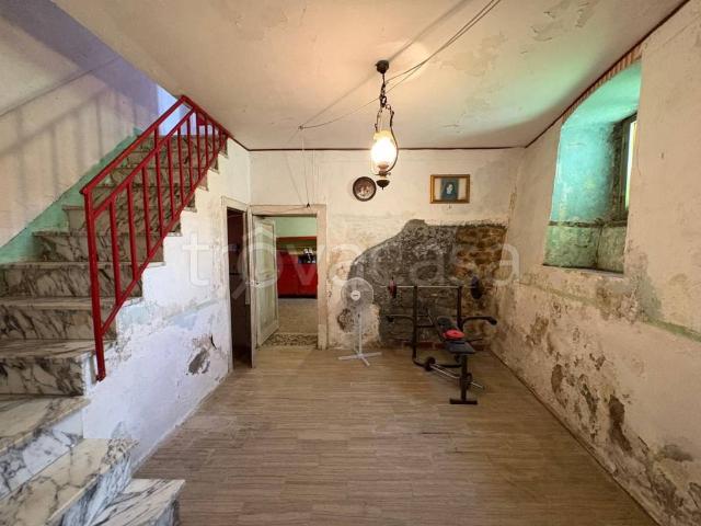 Villa Indipendente in vendita a Monteroduni, Molise