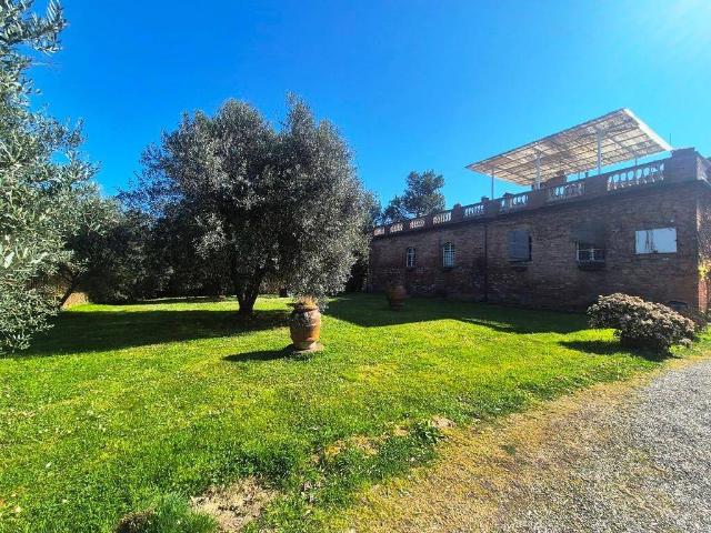 Villa Indipendente in vendita a Monteroni D'arbia, Toscana