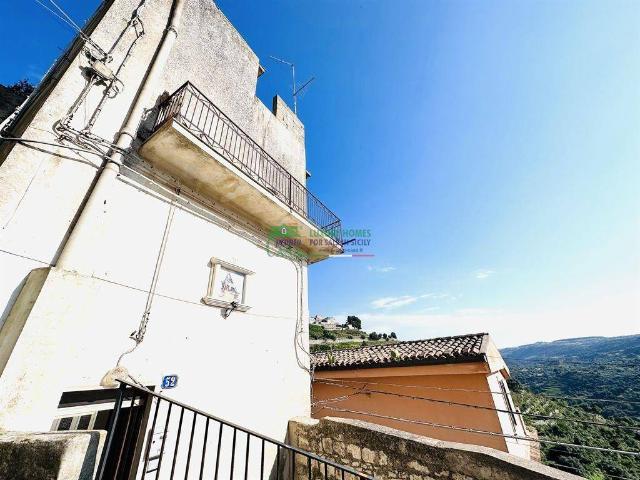 Villa Indipendente in vendita a Monterosso Almo, Sicilia
