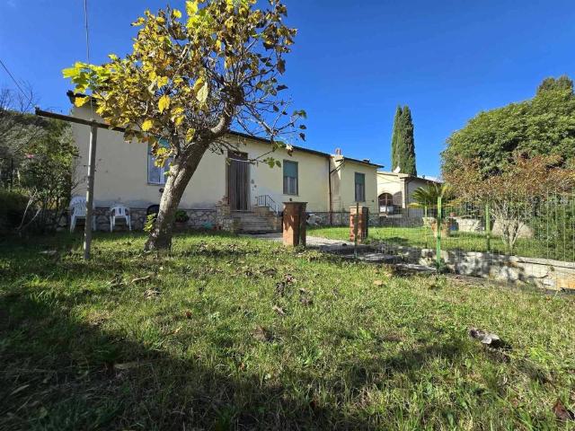 Villa Indipendente in vendita a Monterotondo Marittimo, Toscana