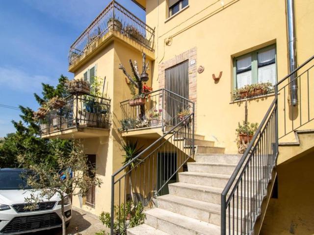 Villa Indipendente in vendita a Marche, Fermo