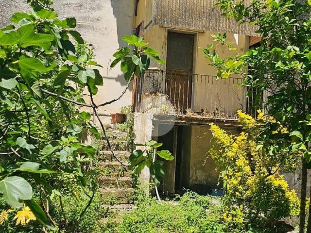Villa Indipendente in vendita a Montesarchio, Campania