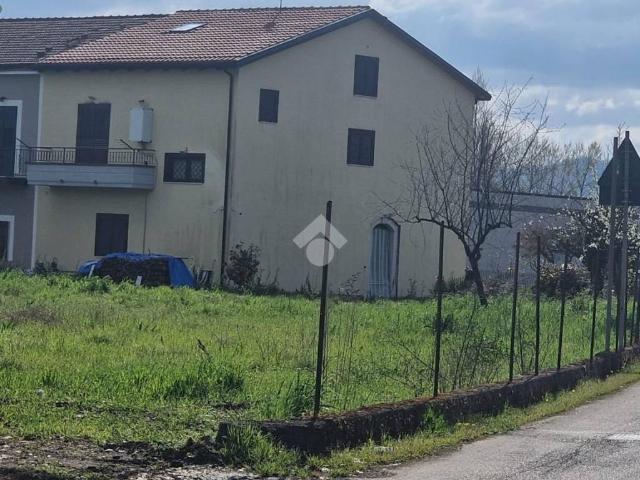 Villa Indipendente in vendita a Montesarchio, Campania