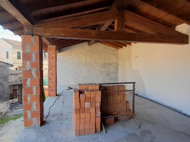 Villa Indipendente in vendita a Montescano, Lombardia