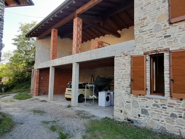 Villa Indipendente in vendita a Montescano, Lombardia