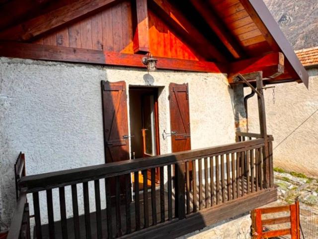 Villa Indipendente in vendita a Bannio Anzino, Piemonte