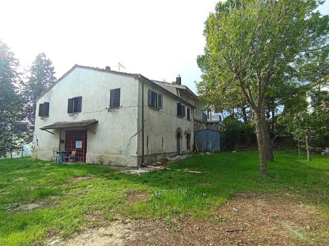 Villa Indipendente in vendita a Montescudo-Monte Colombo, Monte Colombo