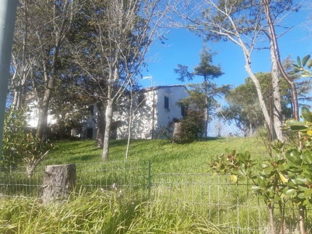 Villa Indipendente in vendita a Montescudo-Monte Colombo, Monte Colombo
