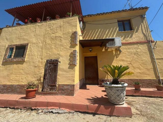 Villa Indipendente in vendita a Montesilvano, Abruzzo