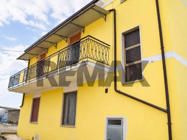 Villa Indipendente in vendita a Giardino, Montesilvano