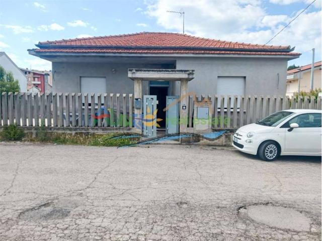 Villa Indipendente in vendita a Montesilvano, Abruzzo