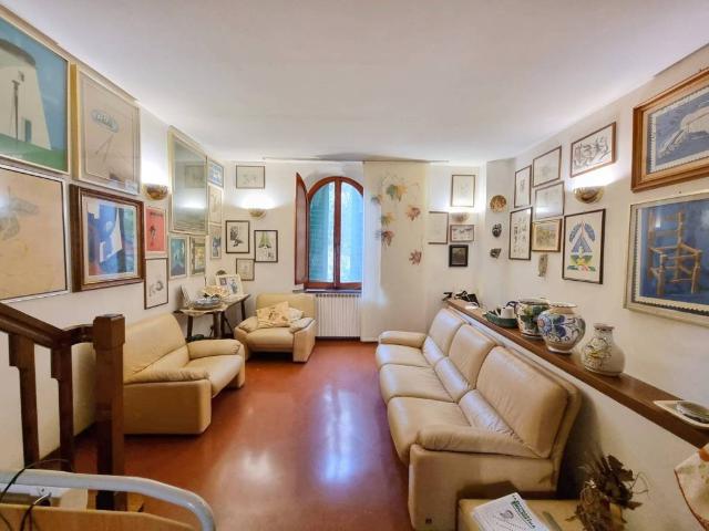Villa Indipendente in vendita a Unione dei Comuni Circondario dell'Empolese Valdelsa, Montespertoli