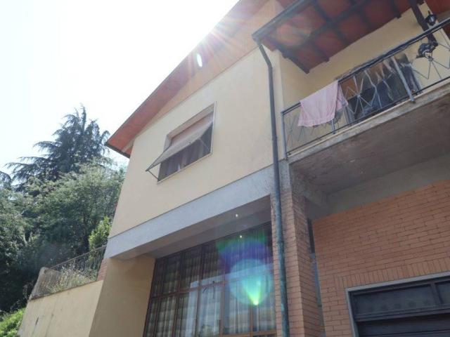 Villa Indipendente in vendita a Pestello, Montevarchi