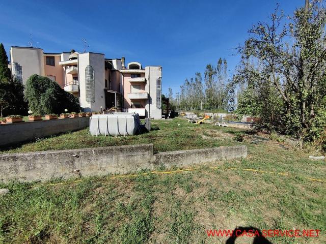 Villa Indipendente in vendita a Levanella, Montevarchi