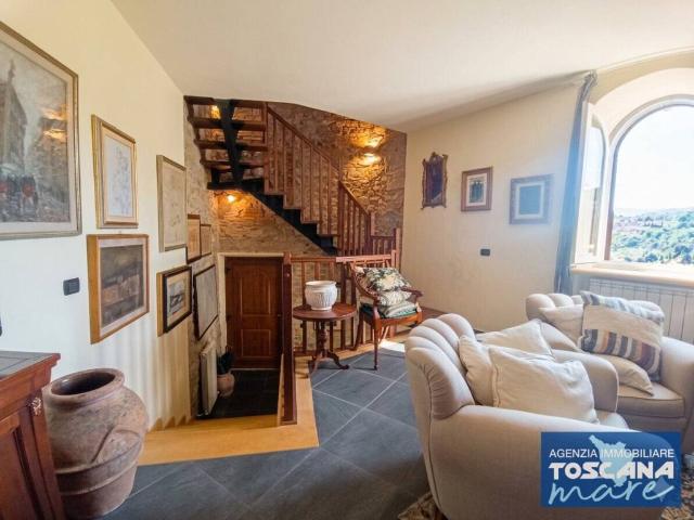 Villa Indipendente in vendita a Monteverdi Marittimo, Toscana