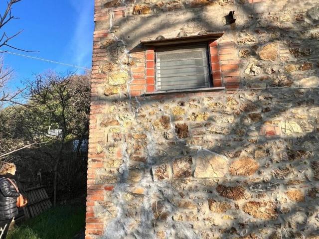 Rustico in vendita a Monteverdi Marittimo, Toscana