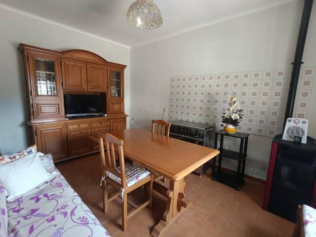 Villa Indipendente in vendita a Monticelli d'Ongina, Piacenza