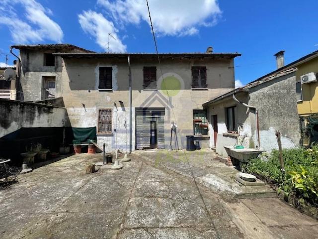 Villa Indipendente in vendita a Monticelli D'ongina, Reggio Emilia