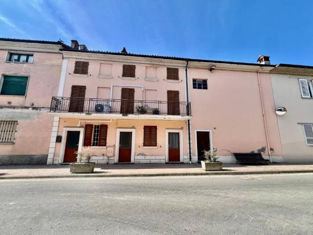 Villa Indipendente in vendita a Monticelli Pavese, Lombardia