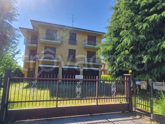 Villa Indipendente in vendita a Monticello, Lombardia