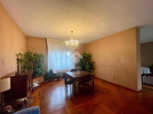 Villa Indipendente in vendita a Montichiari, Lombardia