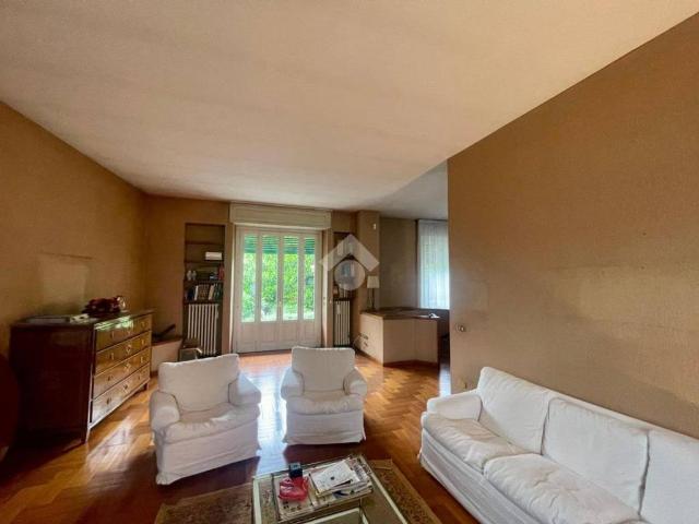 Villa Indipendente in vendita a Montichiari, Lombardia