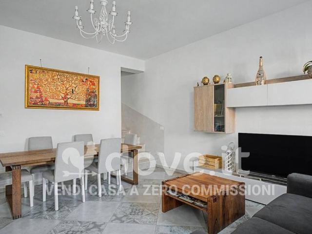 Villa Indipendente in vendita a Montichiari, Lombardia