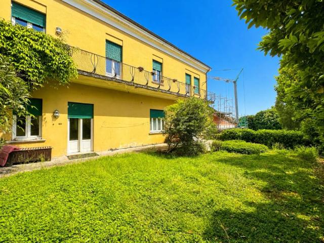 Villa Indipendente in vendita a Montichiari, Lombardia