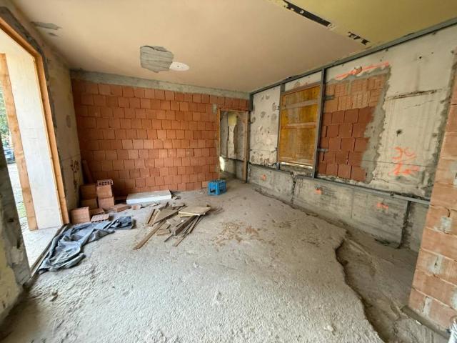 Villa Indipendente in vendita a Montichiari, Lombardia
