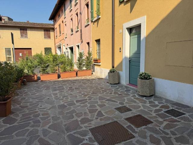 Villa Indipendente in vendita a Montichiari, Lombardia