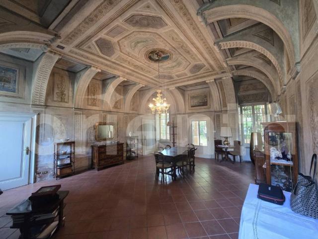 Villa Indipendente in vendita a Montichiari, Lombardia