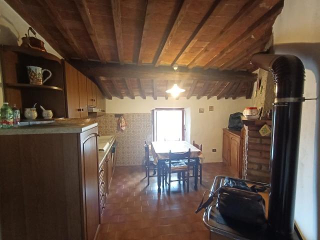 Villa Indipendente in vendita a Montieri, Toscana