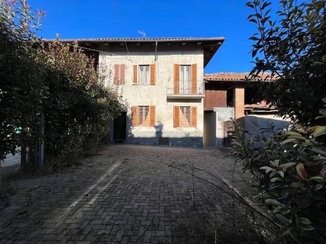 Villa Indipendente in vendita a Piemonte, Asti