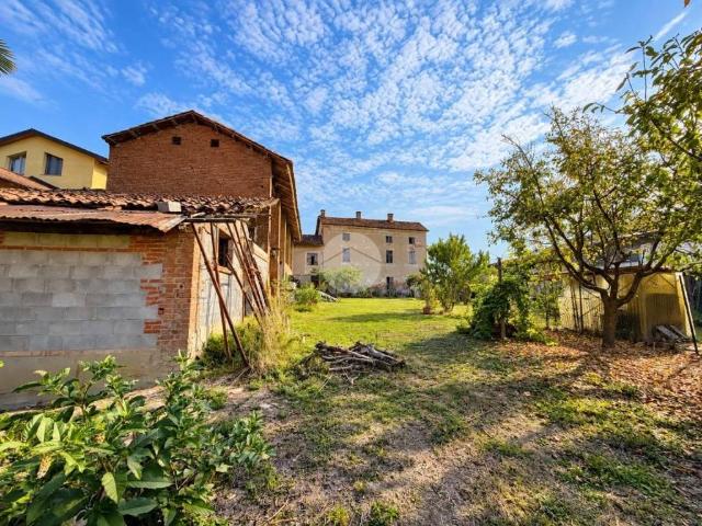 Villa Indipendente in vendita a Scandeluzza, Montiglio Monferrato