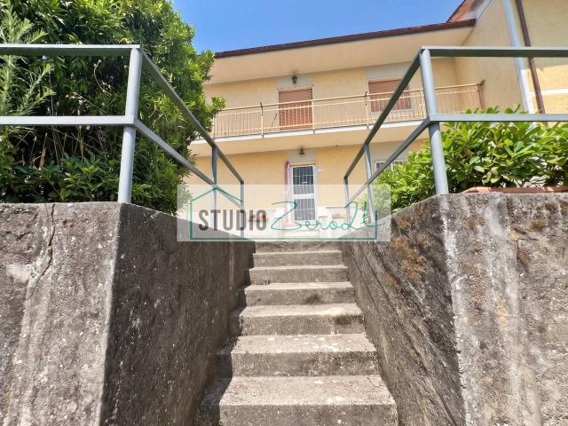 Villa Indipendente in vendita a Prato, Montignoso