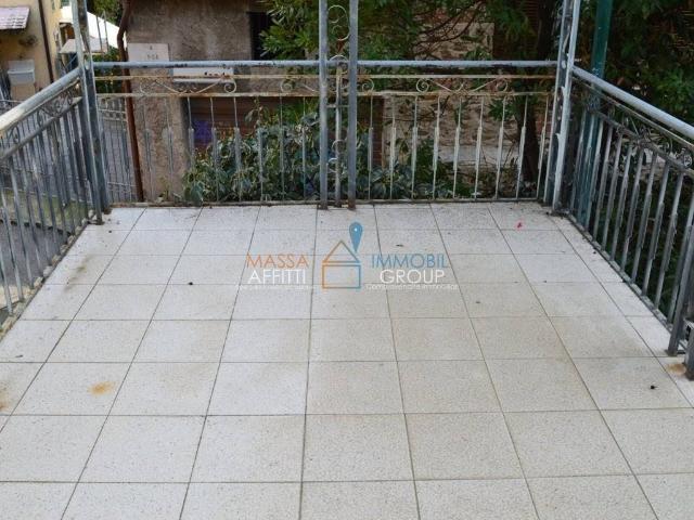 Villa Indipendente in vendita a Capanne, Montignoso
