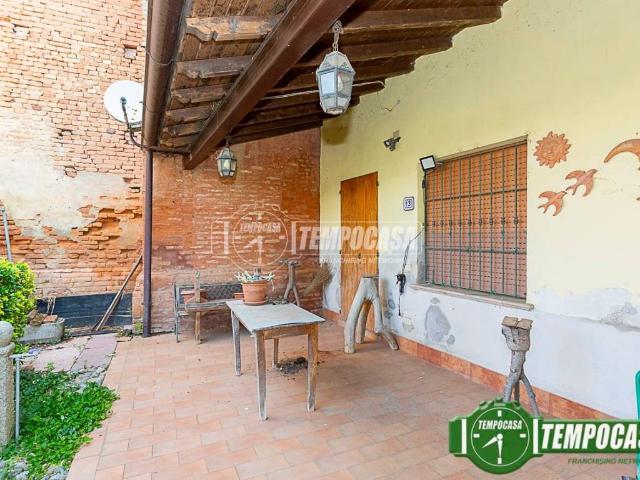Villa Indipendente in vendita a Montodine, Cremona