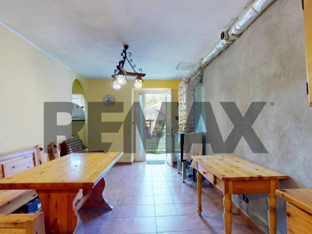 Villa Indipendente in vendita a Montoggio, Liguria