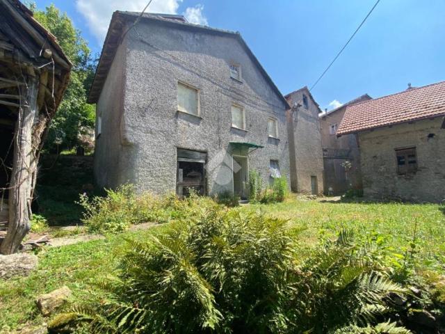 Villa Indipendente in vendita a Montoggio, Liguria