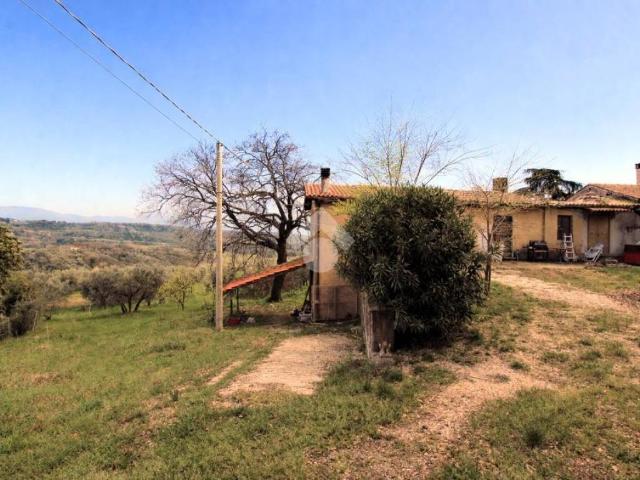 Villa Indipendente in vendita a Montopoli Di Sabina, Lazio