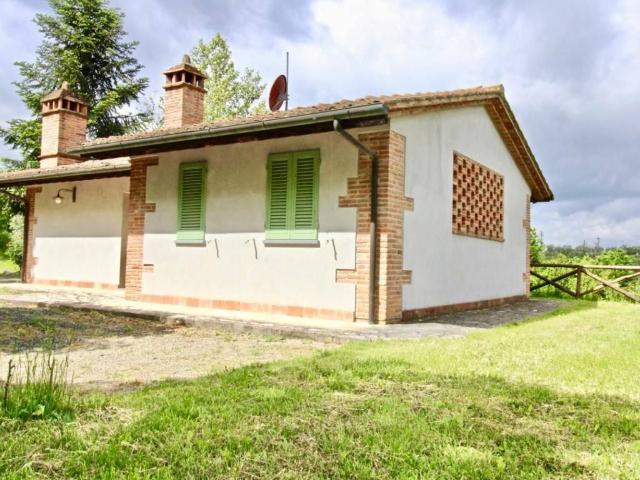 Villa Indipendente in vendita a Montopoli In Val D'arno, Toscana
