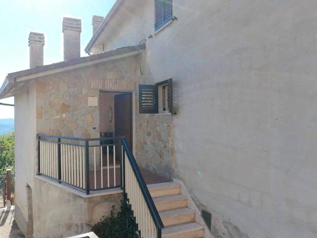 Villa Indipendente in vendita a Schiaviano, Montorio al Vomano