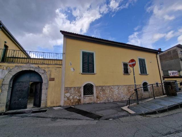 Villa Indipendente in vendita a Banzano, Montoro