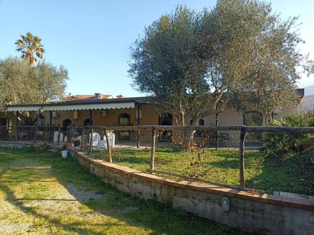 Villa Indipendente in vendita a San Bartolomeo, Montoro