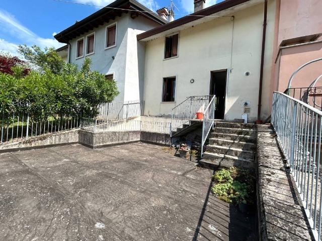 Villa Indipendente in vendita a Montorso Vicentino, Veneto