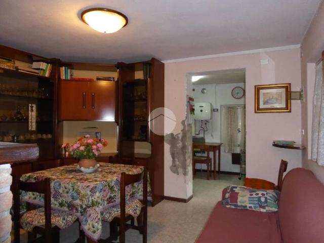 Villa Indipendente in vendita a Montù Beccaria, Lombardia